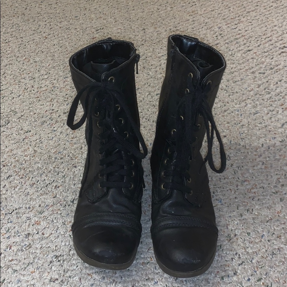 Women’s Leather Combat Boots